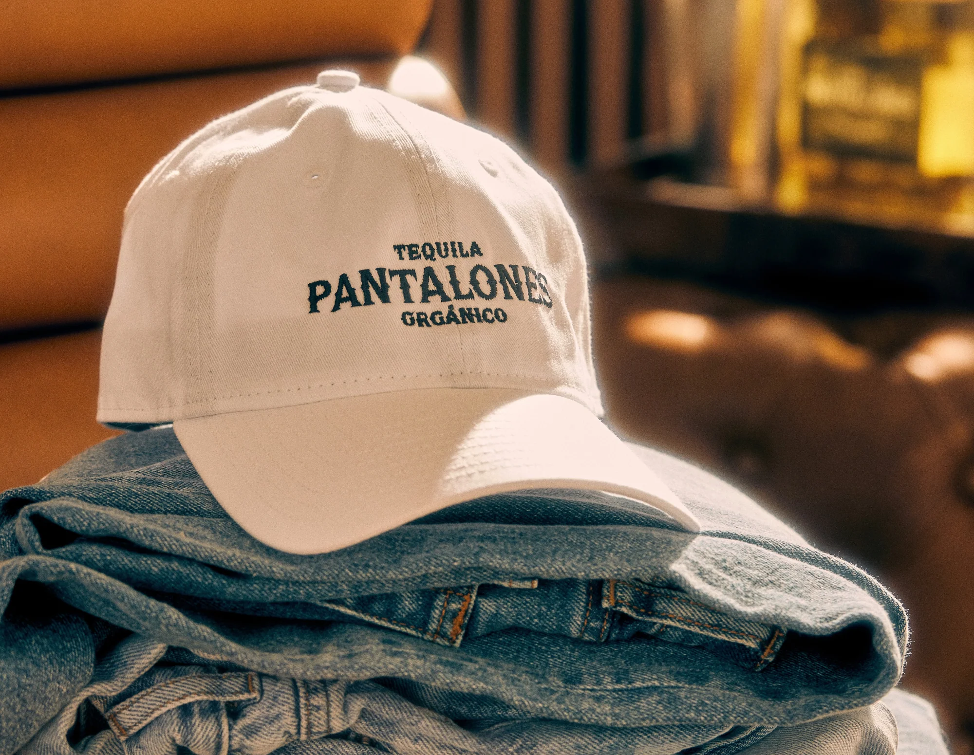 White Pantalones Dad Hat